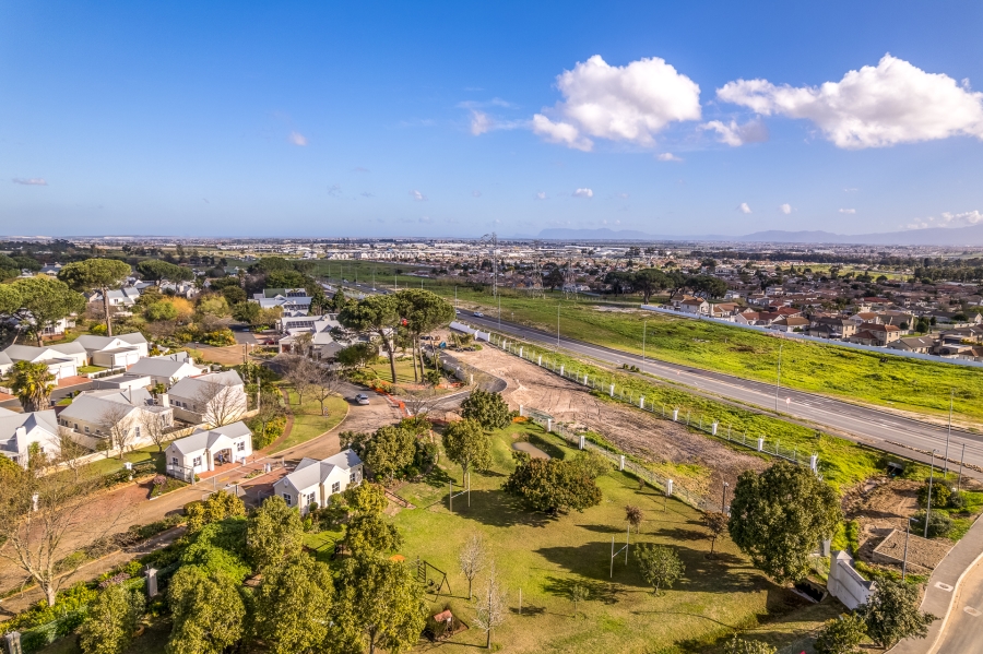 3 Bedroom Property for Sale in Zevenzicht Western Cape